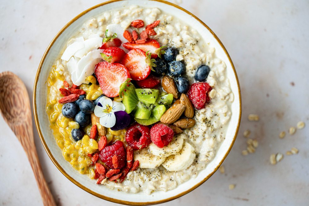 Oats with Berries and Walnuts